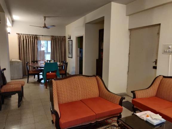 Lovely Couple Friendly Guest House Calcutta Buitenkant foto